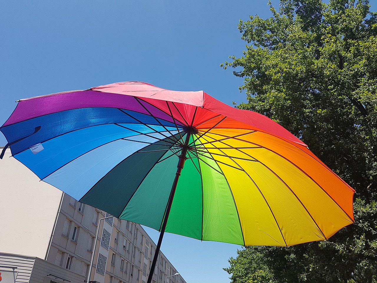 Marche des fiertés Lyon 2022