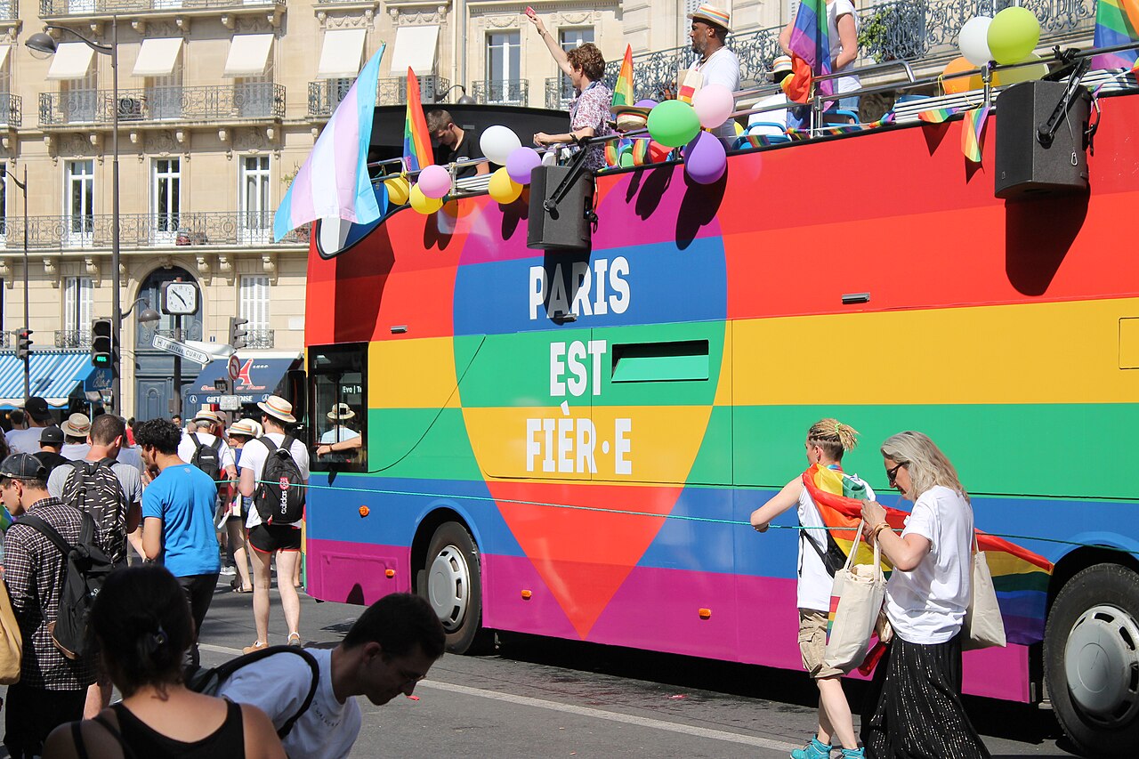 Autocarro Paris est fière.e Paris Pride 2019