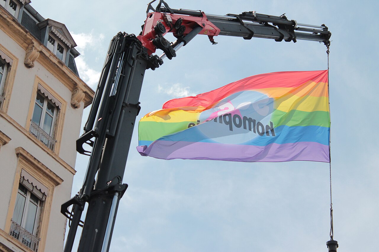 Hastear da bandeira Pride Lyon 2018
