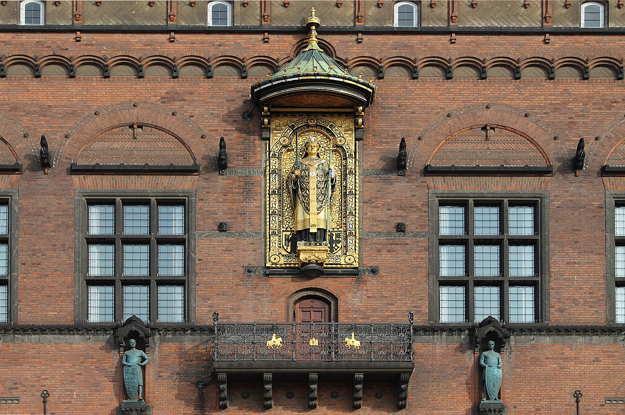 Janelas da Câmara Municipal de Copenhaga