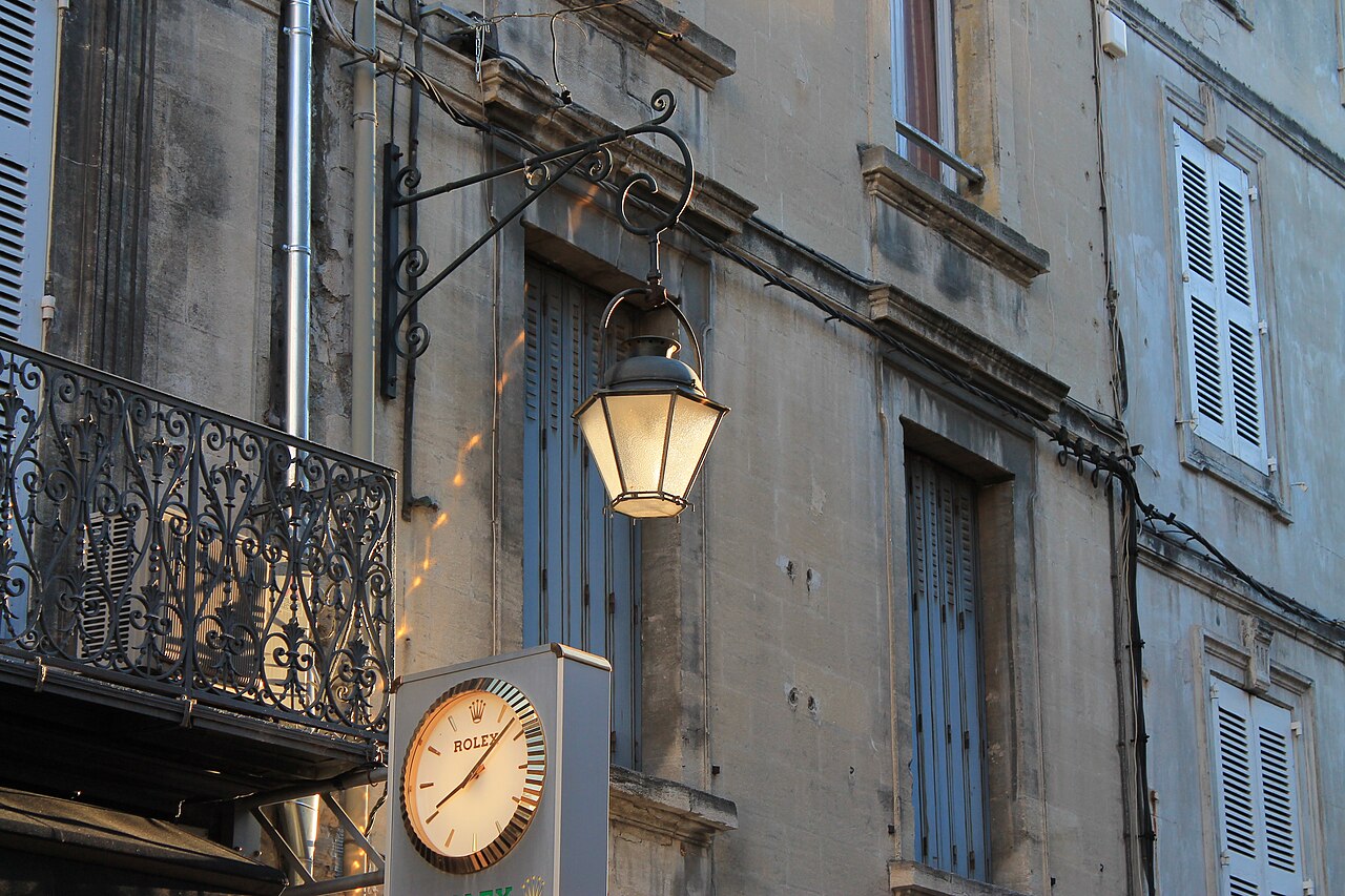 Street light in Avignon