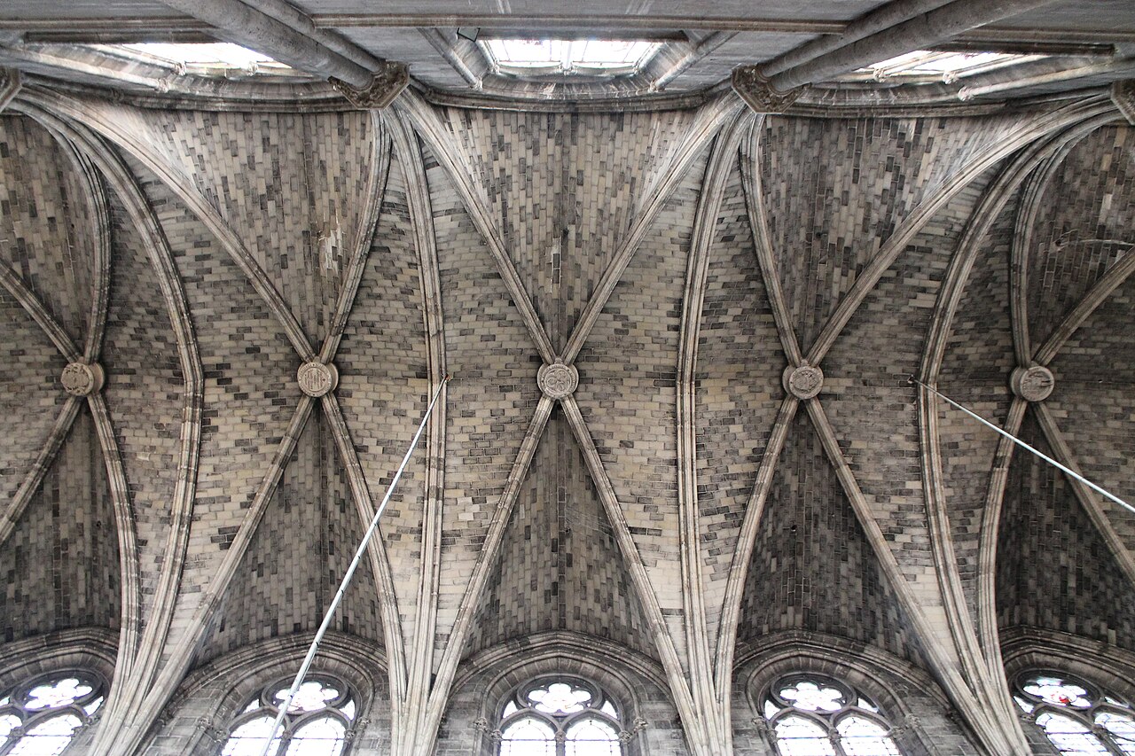 Interior of Église Saint-Louis de Bordeaux
