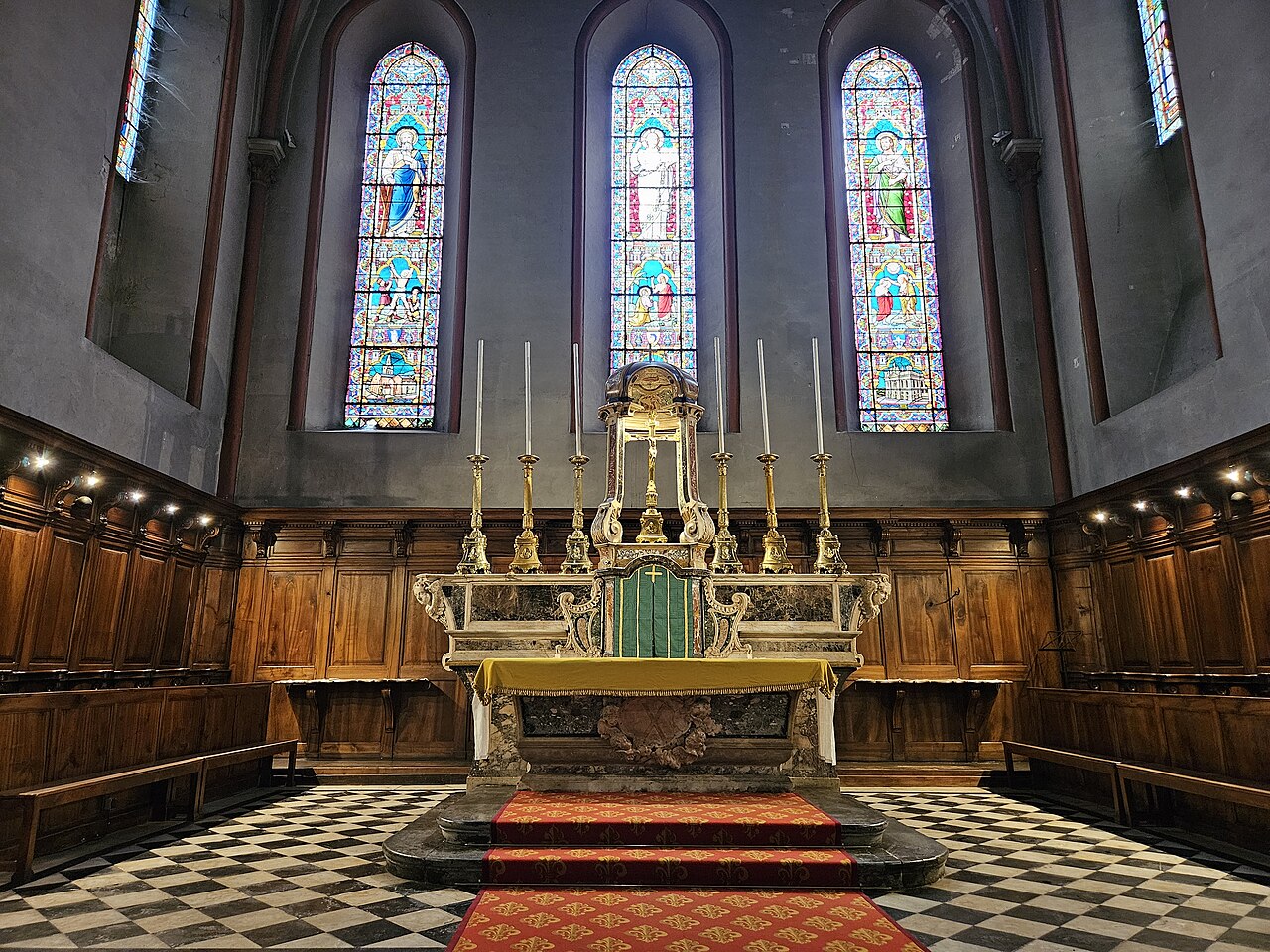Altar, Collégiale Saint-André (Grenoble)