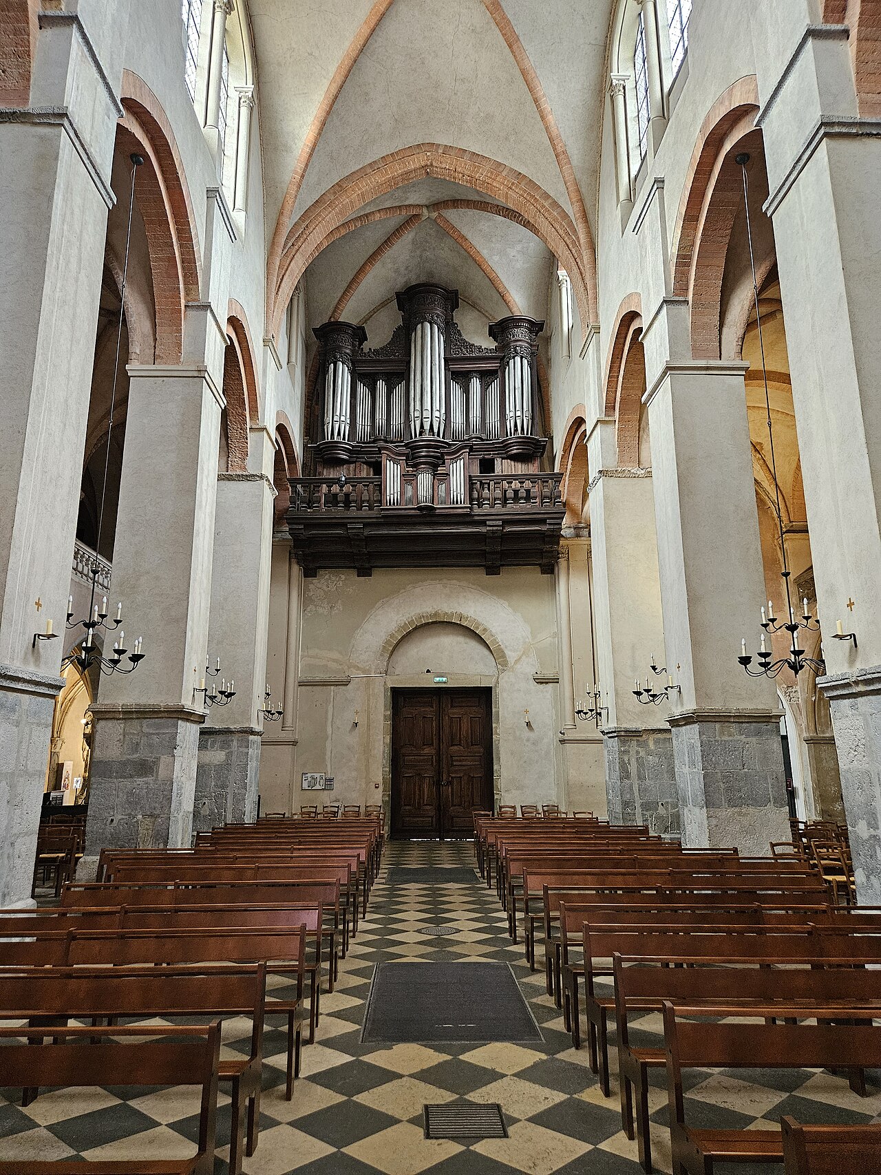 Interior of Cathédrale Notre-Dame de Grenoble