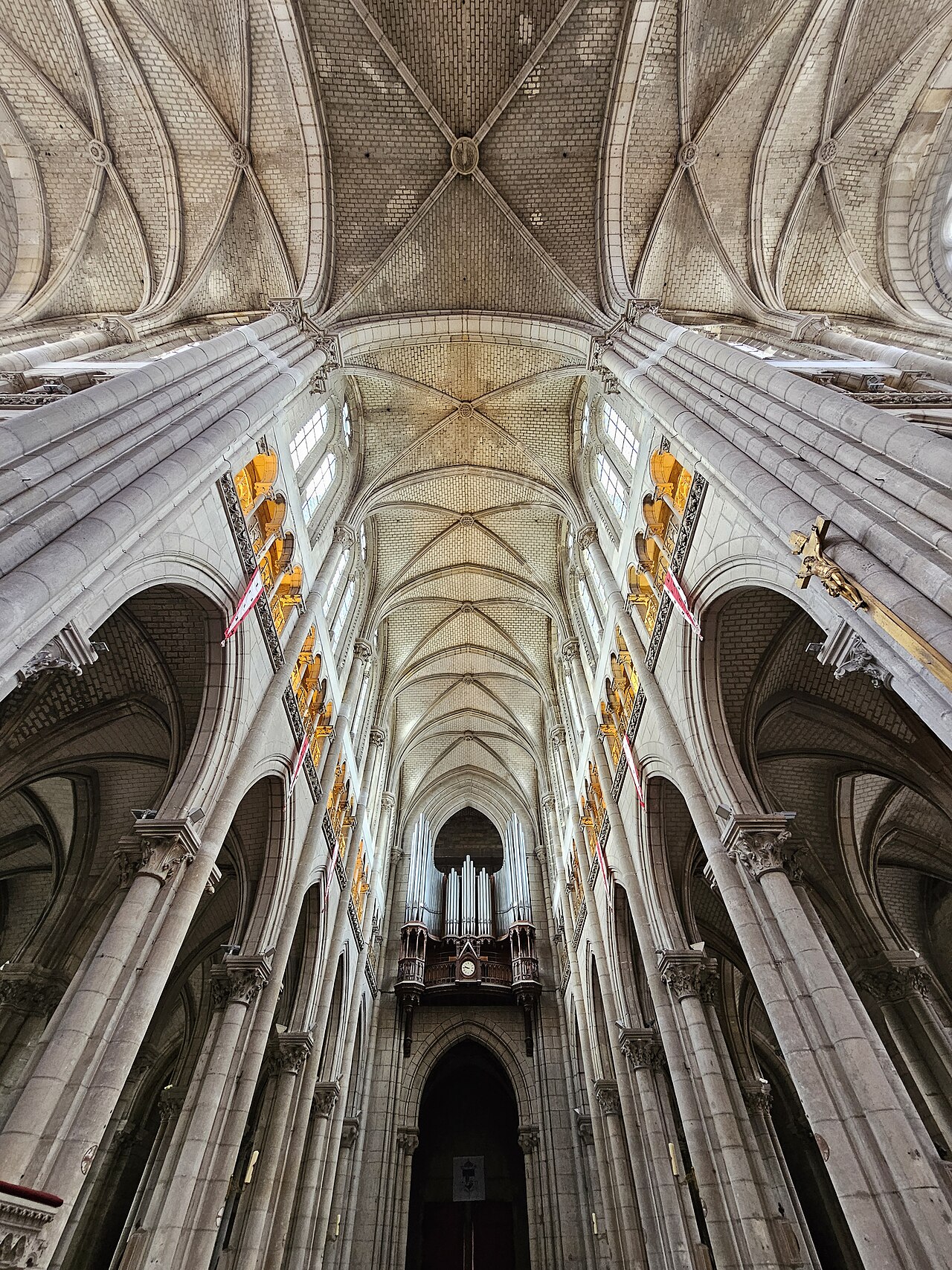 Orgue de la basilique Saint-Nicolas (Nantes)