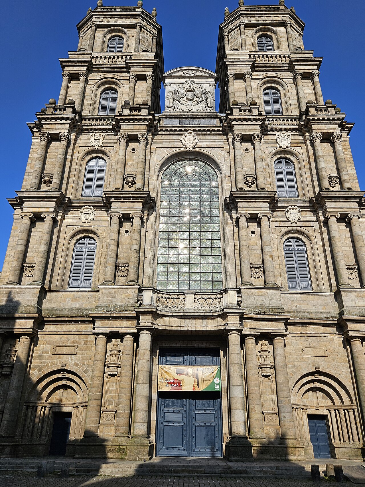 West facade of Cathédrale Saint-Pierre de Rennes