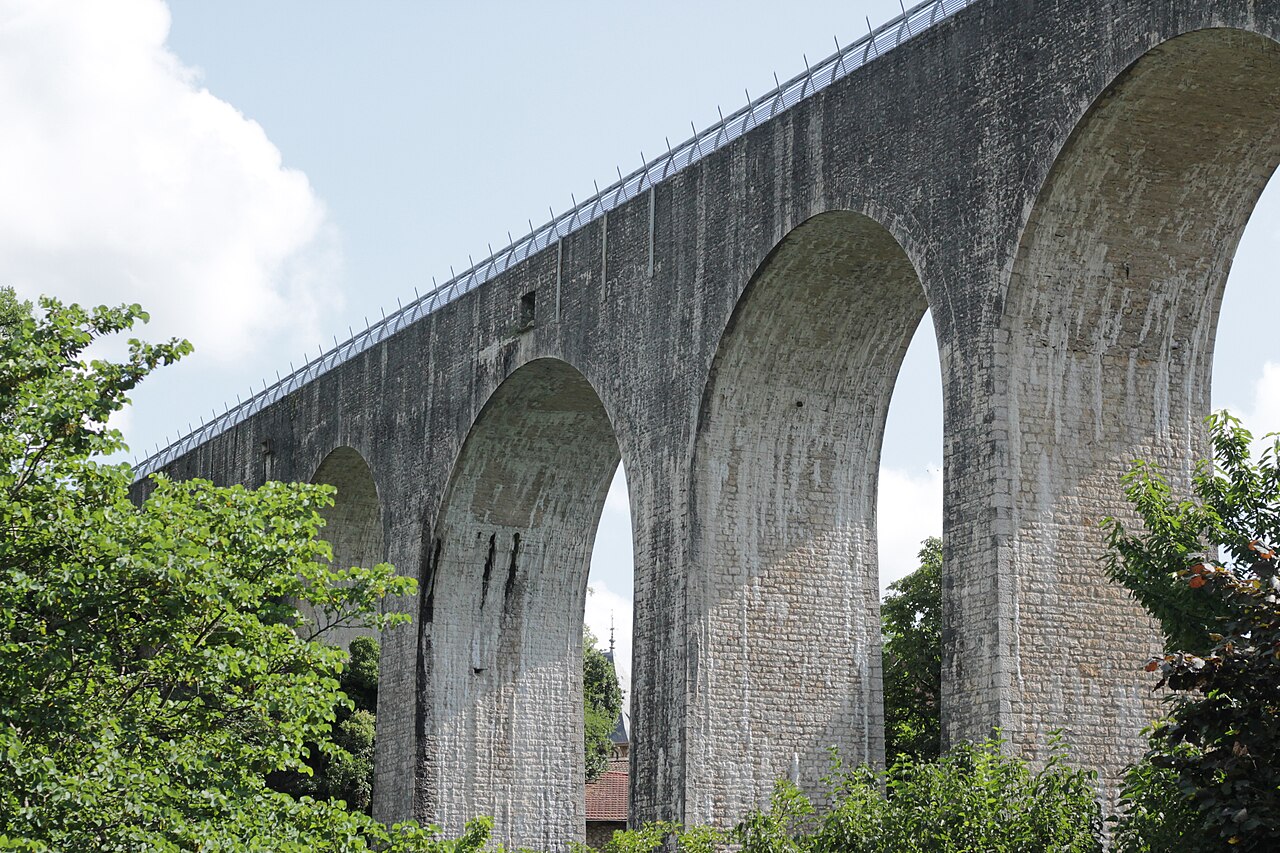 Aqueduto em Saint-Nazaire-en-Royans