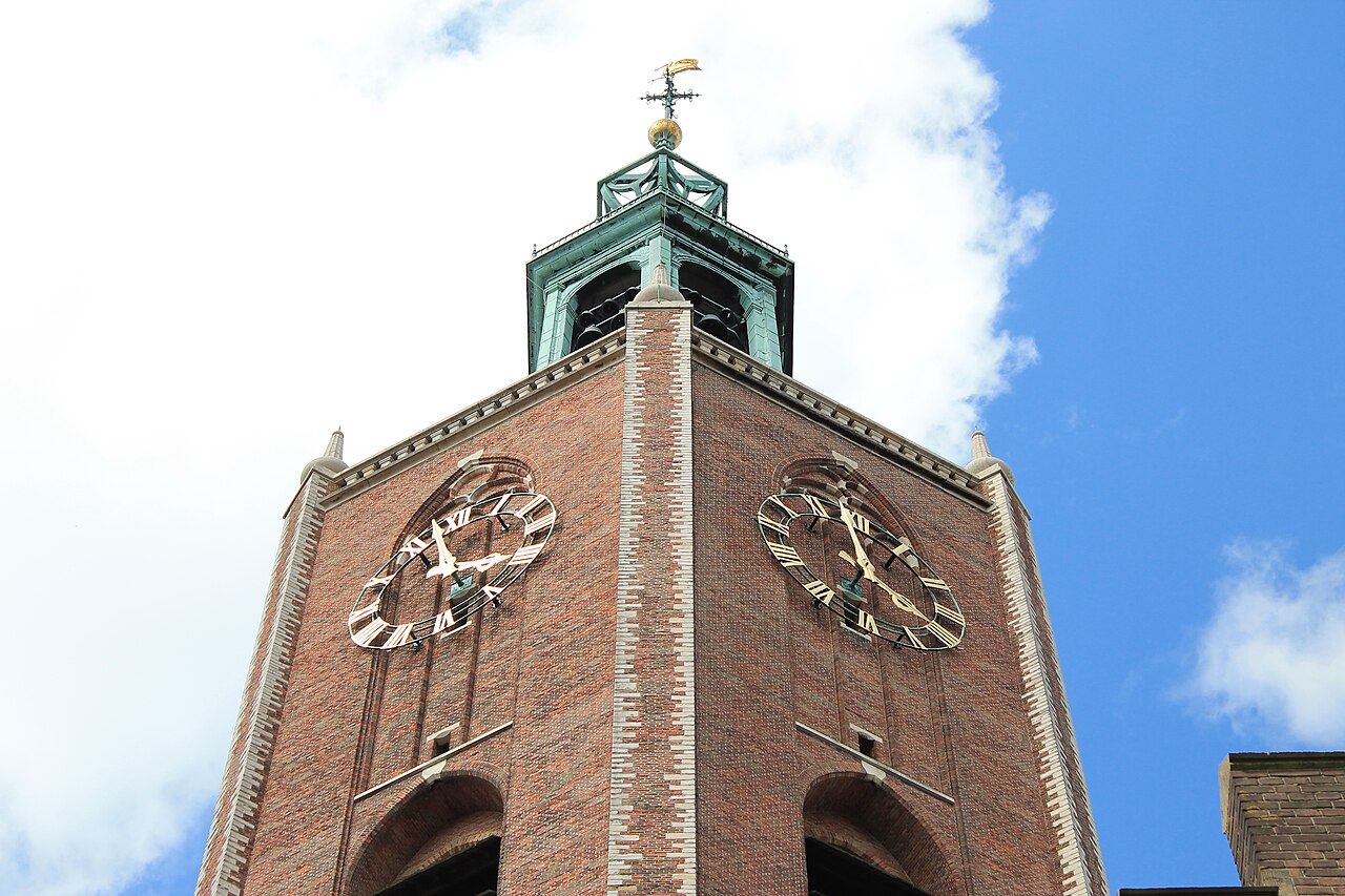 Tower of Grote of Sint-Jacobskerk (The Hague)